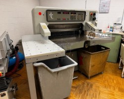 Maschine: POLAR 92 EMC Papierschneidemaschinen