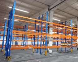 Maschine: STOW 11,2m Pal Rack System 5 m hoch Reifenregale