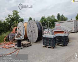 Maschine:   Posten Warenvorräte (5000 m Rohre) + (25.500 Kabel
