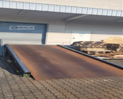 Maschine: U u Auffahrrampe