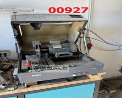 Maschine: D+E Struers Labopol 2 + Labotom-3