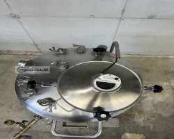 Maschine: NOORDEN Inhalt 500 Liter Edelstahlbehälter