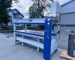 Maschine: SIPA 2500×1280 Furnierpressen