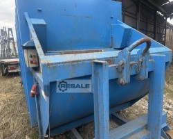 Maschine: LUDDEN AND MENNEKES LM18 RPK Containerpressen
