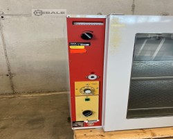 Maschine: HERAEUS B 5090 E Brutschrank