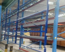 Maschine: VOGELSANG MP 825 + INP 100 Palettenregale
