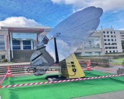 Maschine: SMARTFLOWER Popp e Solaranlage
