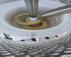 Maschine: D+E Netzsch Rührwerksmühle