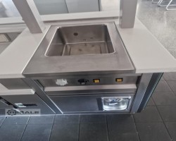 Maschine: GROßKüCHE Großküchen aus Edellstahl Großküchen-Edelstahleinrichtung