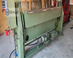 Maschine:   Abkantbank
