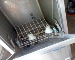 Maschine: HOBART UXS-10NB Haubenspülmaschine / Kistenwaschanlage