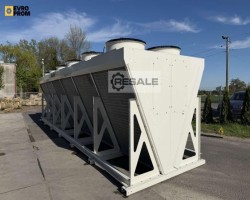 Maschine: BLUEBOX EK4Y2680.4/2Q 800 KW Chiller