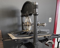 Maschine: MASCHINENFABRIK DINGLER Kniehebelpresse 