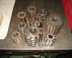 Maschine: FRäSER , Modul 1-6 Zahnradabwälzfräsmaschinen