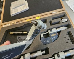 Maschine: MITUTOYO MDC-100MST Digimatic-Mikrometer eingestellt 0-100 mm, 0,001 mm