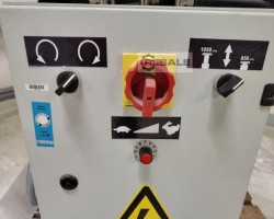 Maschine: BYSTRONIC VT H4 Drehbarer Versiegelungstisch