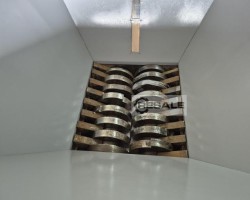 Maschine: SANT ANDREA NOVARA 40/750 Zweiwellenzerkleinerer