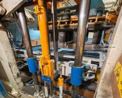 Maschine: ZENITH 844 AZ Mehrlagenfertiger