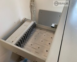 Maschine: EBA Multicut 10/550 CNC Papierschneider