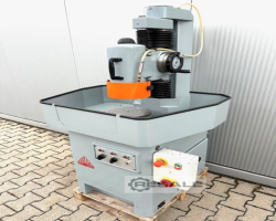 Maschine: DELTA LC 400 Rundschleifmaschinen