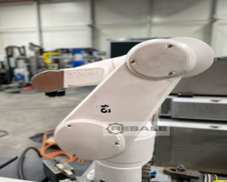 Maschine: STäUBLI TX90 Industrieroboter
