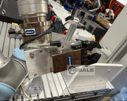 Maschine: UNIVERSAL ROBOTS UR5-CB3.1 Industrieroboter