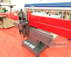 Maschine: SAOMAD UT 4 Spindel-Zapfmaschine für Türen und Fenster