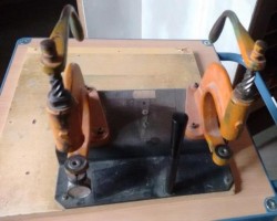 Maschine:   Handspindelpressen