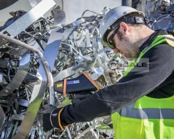 Maschine: HITACHI HANDSPEKTROMETER Vulcan Expert Spektrometer zur Metallanalyse