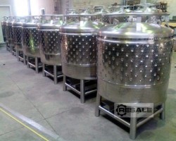 Maschine: EUROLUX 700,900,1100l tanks Lagertanks