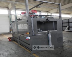 Maschine:   Halbautomatische  Flockkabine