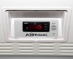 Maschine: AHT Miami 250 (+/-/U) Kühltruhen