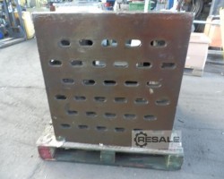 Maschine:  930x775x775 mm Aufspannwürfel