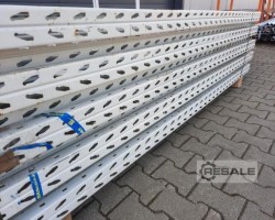 Maschine: MIC SPICA 2.780 x 1.000 x 80/70 mm Hochregale