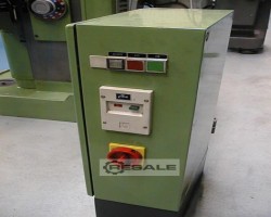 Maschine: MACMON M 100 E Universalwerkzeugfräsmaschinen