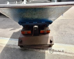 Maschine:   Kippbehälter