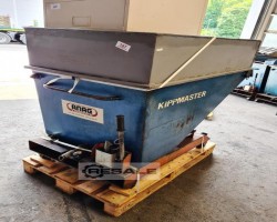 Maschine:   Kippbehälter