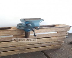 Maschine: WABECO S 40 Schraubstöcke