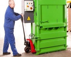 Maschine: HSM V20X | 20t Paketierpressen