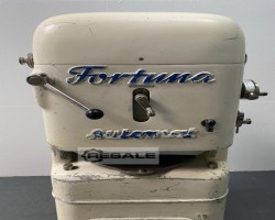 Maschine: FORTUNA Automat A3 Brötchenpressen