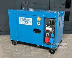 Maschine:  9 kVA Notstromaggregat