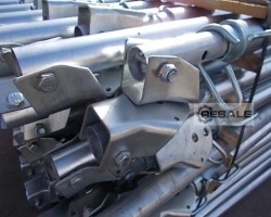 Maschine: COMIPONT  Baustützen lackiert oder verzinkt