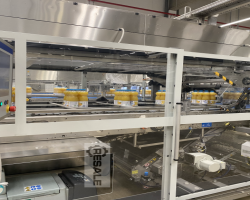 Maschine: KRONES PET-ASEPT-D VFJ 1.440-4 Abfülllinien (aseptisch)