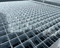 Maschine:  Gitterroste u