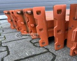 Maschine: META THYSSEN 3300 mm Palettenregaltraverse