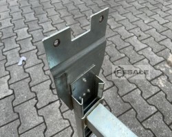 Maschine:  660 - 900 x 275 mm Rollenbahnständer