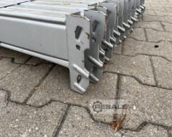 Maschine: ELEKTROLUX 1900 mm / 100 mm Palettenregaltraverse