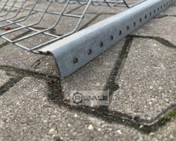 Maschine:  2700 x 1500 mm Rückwandgitter