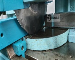 Maschine: BEHRINGER VMS 300 Gehrungskreissägen