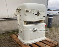 Maschine: FORTUNA Automat A3-30 Teigteilmaschinen